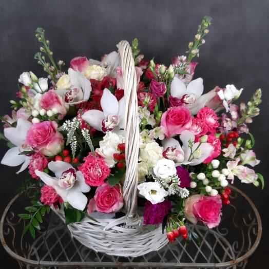 Basket with flowers