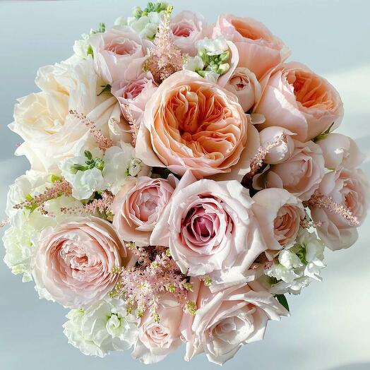 Bouquet "Allure" in a vase