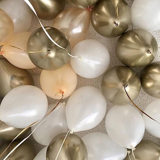 Набор шаров под потолок