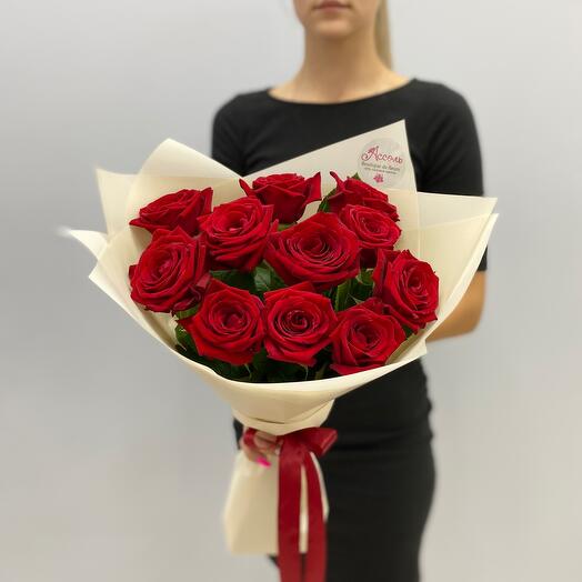 Bouquet of 11 red roses