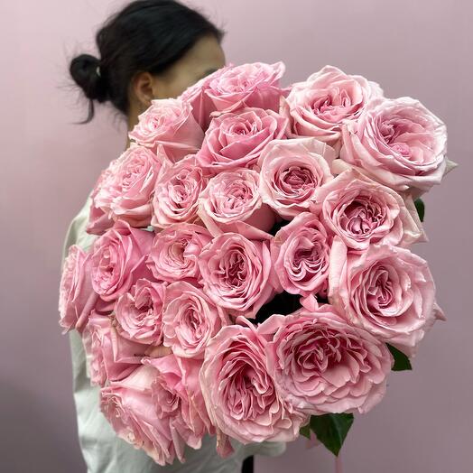Bouquet of 25 fragrant French roses