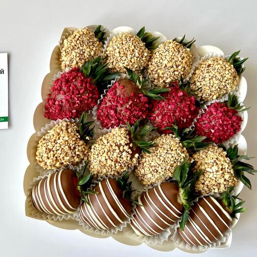 Chocolate Covered Strawberry Set