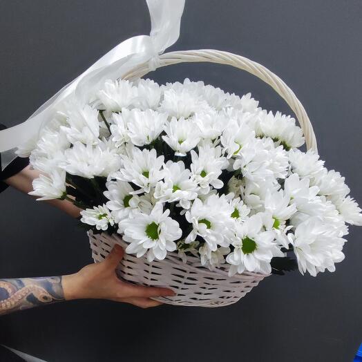 Basket with chrysanthemums