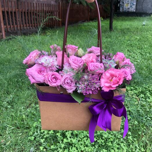 Цветы в коробке