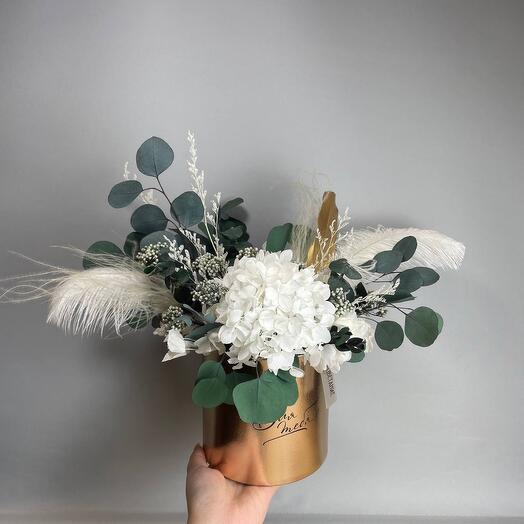 Элегантная композиция неувядающих цветов 4