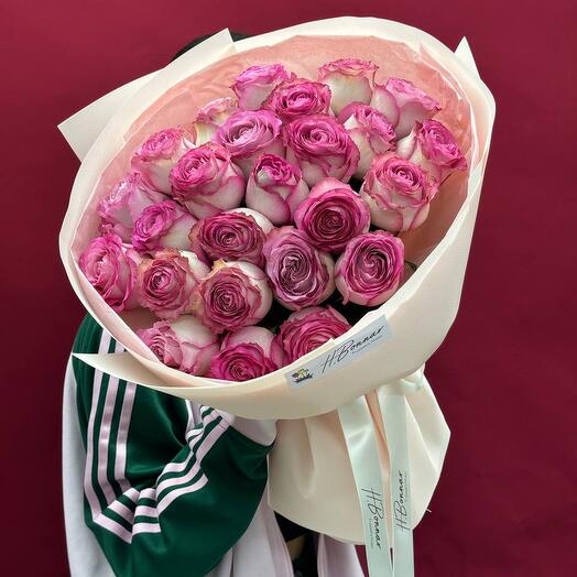 Монобукет из 25 роз Ginette