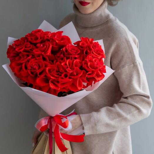 Ramo brillante con 11 rosas rojas francesas INVAZA Nina M