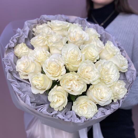 Букет из 25 белых роз