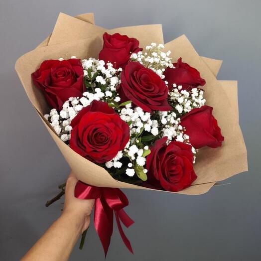 Авторский букет с розой и гипсофилой