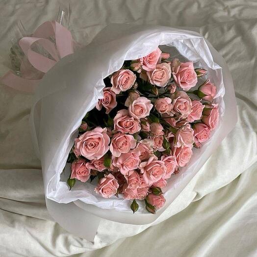 🌸 нежность из кустовых роз