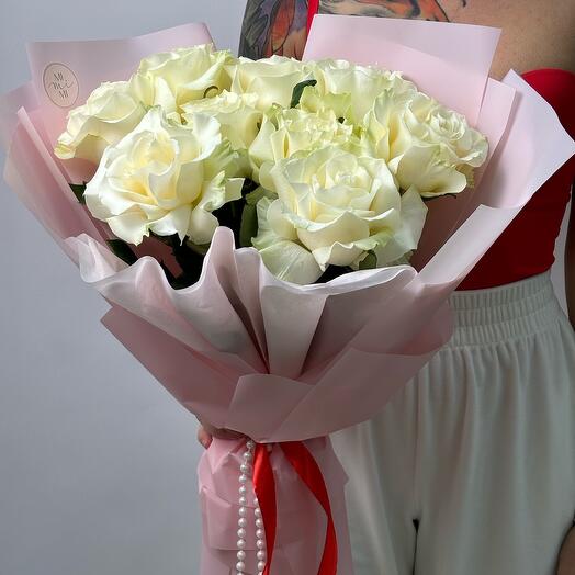 Ramo de rosas francesas blancas
