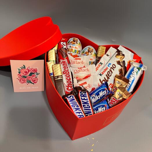 Киндер набор в коробочке сердце