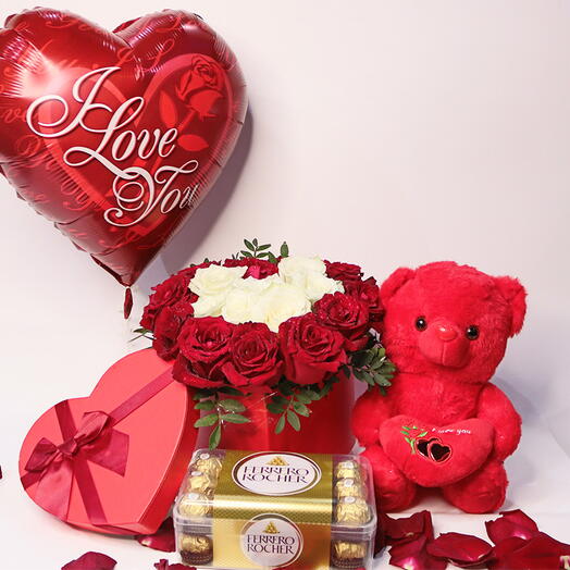 Red N White Heart Box Complete Combo