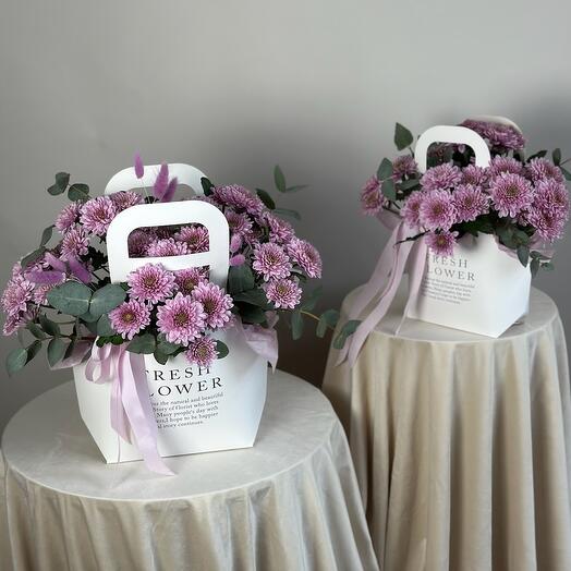 Lindos bolsos de crisantemo púrpura para mamá e hija
