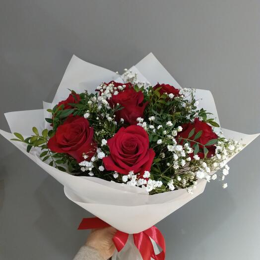 Букет из красных роз