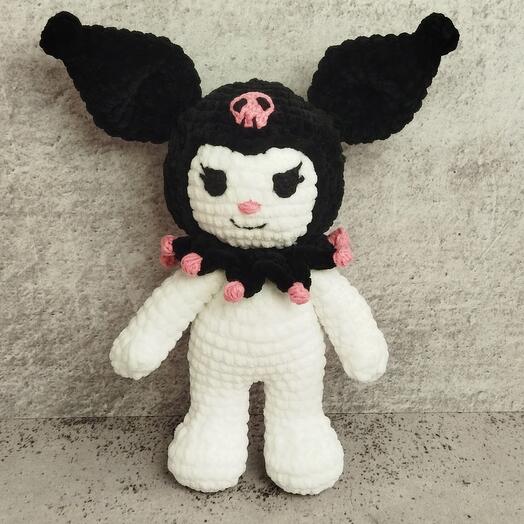 Вязаная игрушка Куроми, 22 см