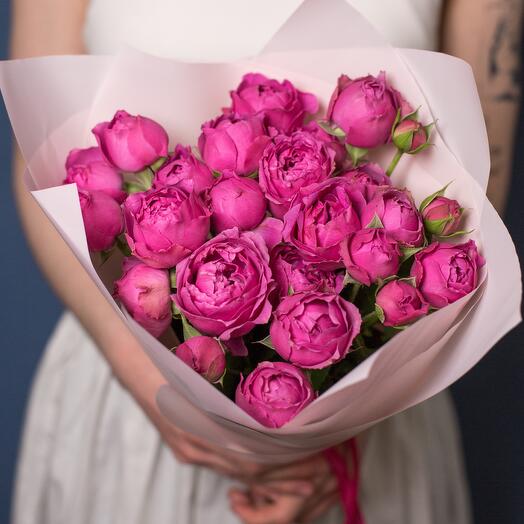 Пионовидные розы Мисти баблс 7 веток