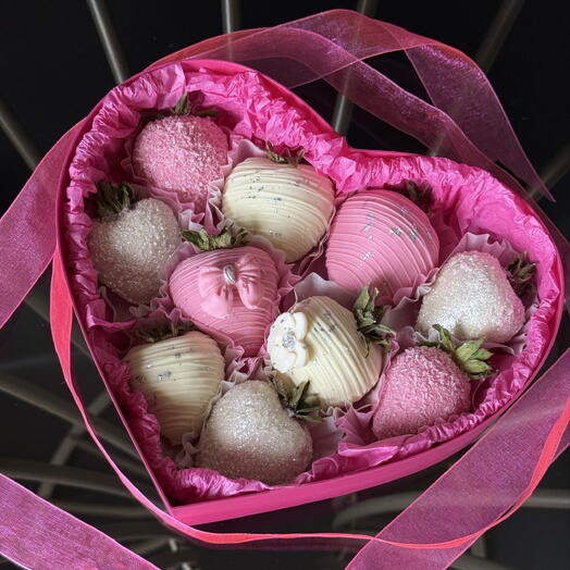 Клубника в шоколаде розовое сердце 💕 9-12 шт