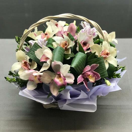 Цветы в корзине "Цветочная матрица"