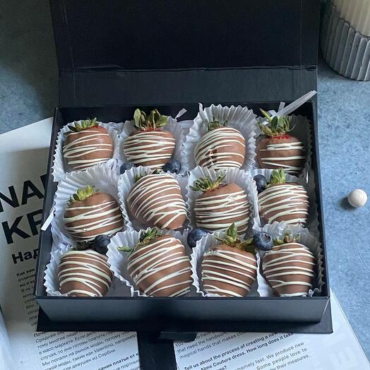 Подарочный набор Клубника в молочном шоколаде Подарок близким (12-15 ягод🍓)