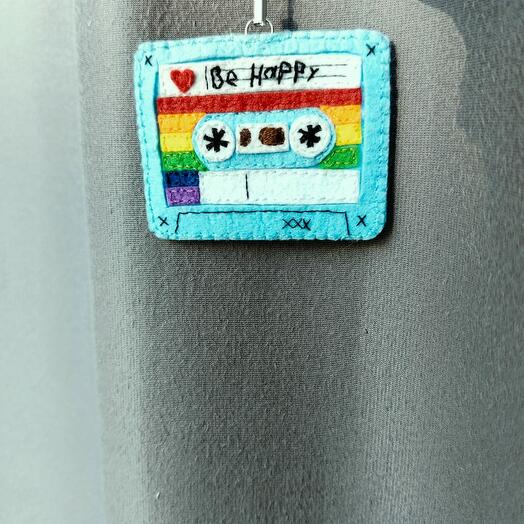 Брелок "Кассета Be Happy"