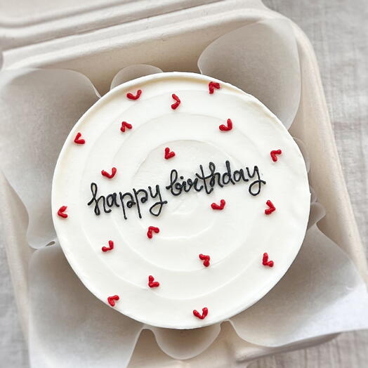 Бенто/ мини-тортик на день рождения с сердечками и надписью happy birthday