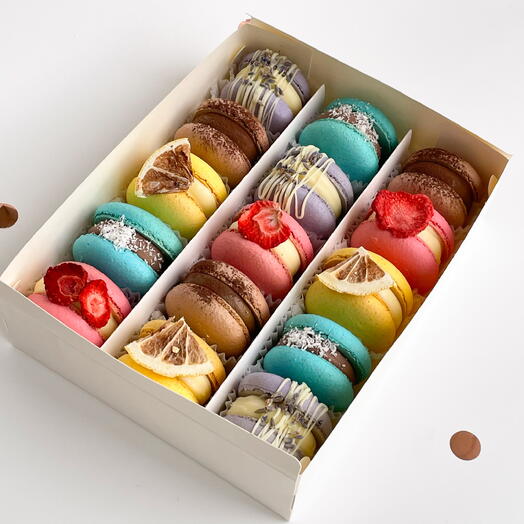 Набор макарон 15 штук маме (лимон, клубника, лаванда, капучино, баунти) маме на День матери