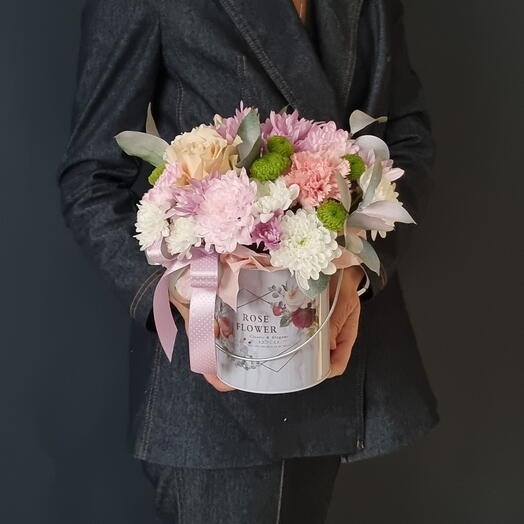 Цветы в жестяном кашпо Roze flower