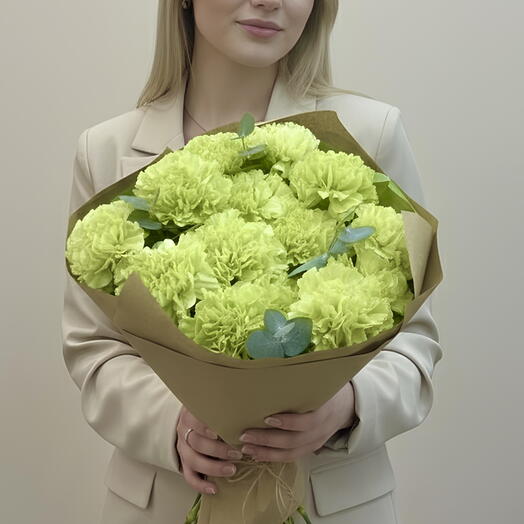 Букет из 15 зеленых диантусов Кантри и эвкалипта - Green poms S. 609