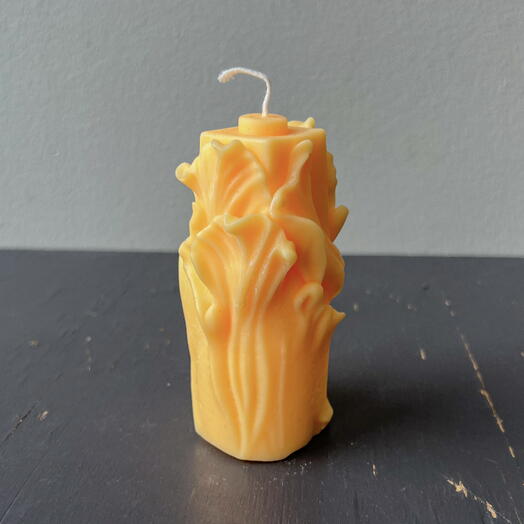 Формовая свеча