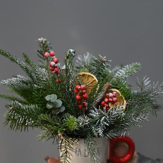 Новогодняя композиция в стакане