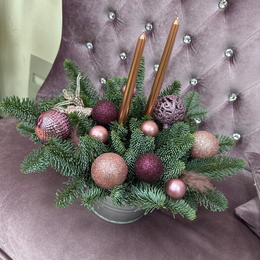 Новогодняя композиция со свечами