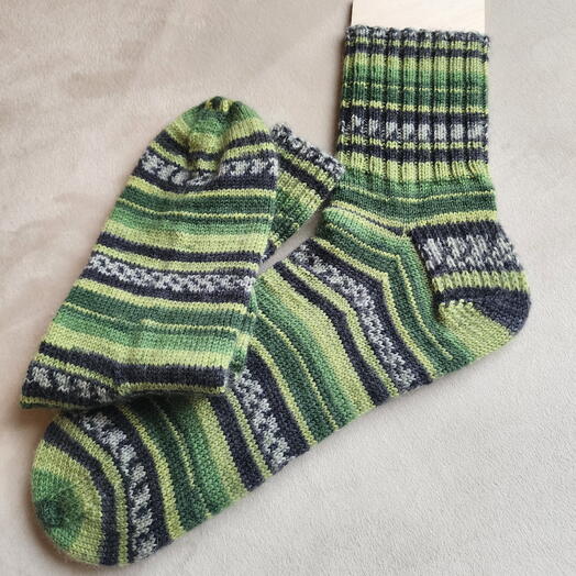 Носки вязанные шерсть ручная работа