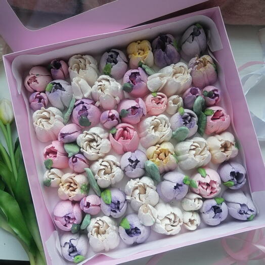 Зефирные тюльпаны в коробке 30*30