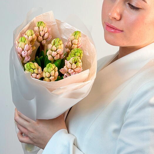 Монобукет из 9 розовых гиацинтов "Весенний привет"