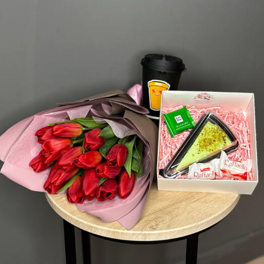 Букет тюльпанов в сочетании с изысканным фисташковым вкусом