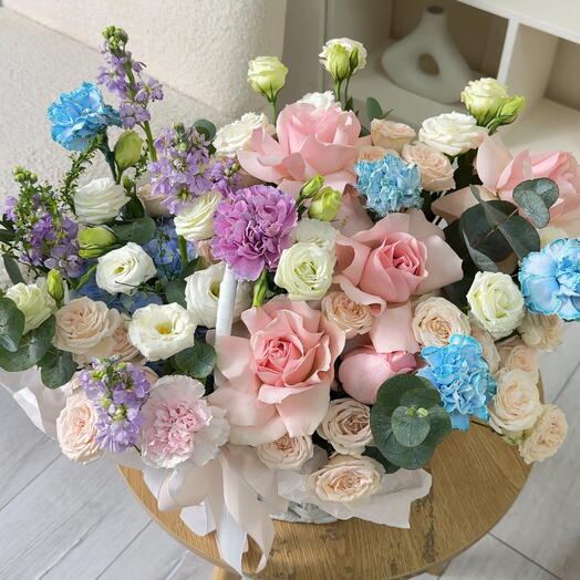 Корзина с микс цветами