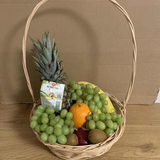 Подарочная корзина с ананасом на 8 марта в подарок 🎁