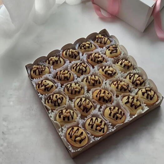 Орешки со сгущенкой 25 штук