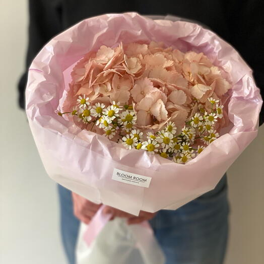 Милый букет-комплимент с гортензией и ромашкой 🌸🫶🏻