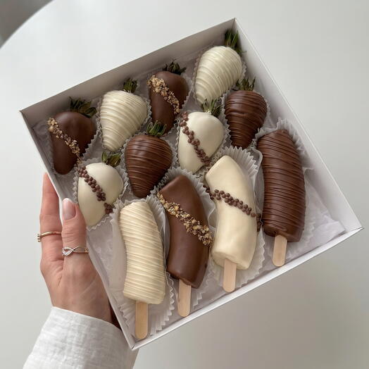 Клубника, Бананы Коробочка Клубника и бананы в шоколаде «Искра»
