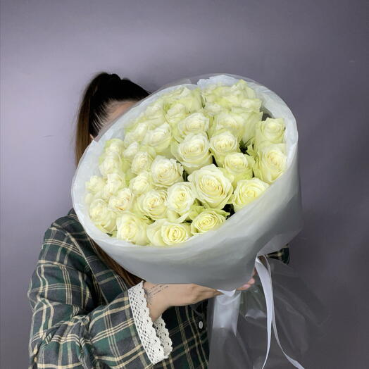 White roses 35 w