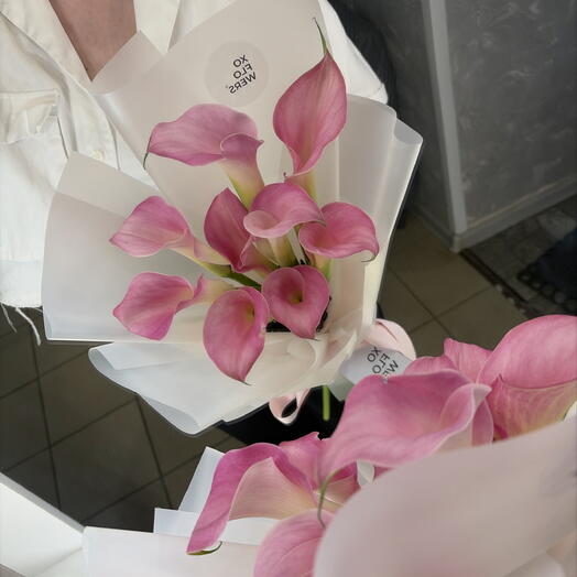 Каллы от XOFLOWERS