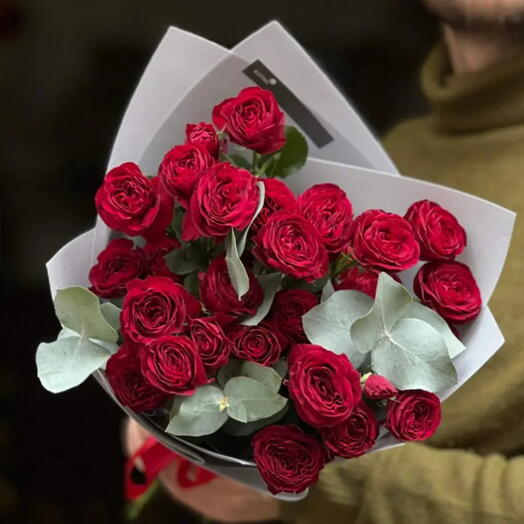 Red spray roses