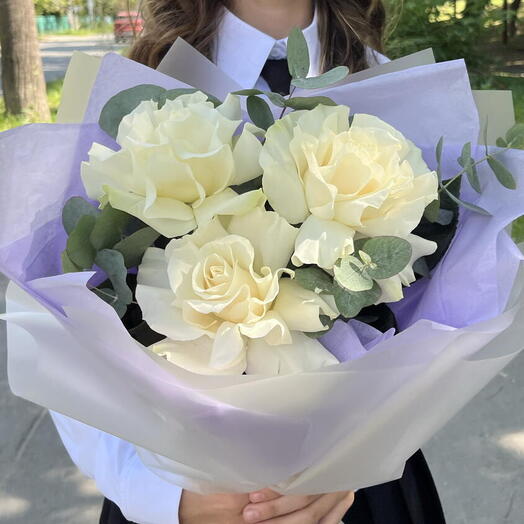 Букет школьника из французских роз 👩‍🎓 3 французские кремовые розы