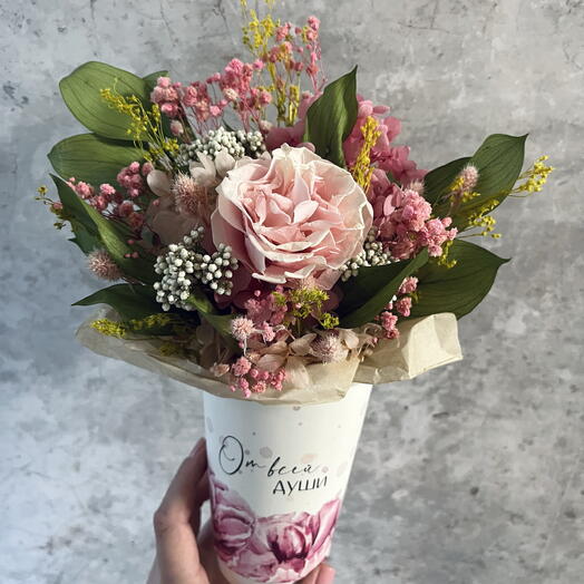 Букет из стабилизированных цветов «От всей души🌸»