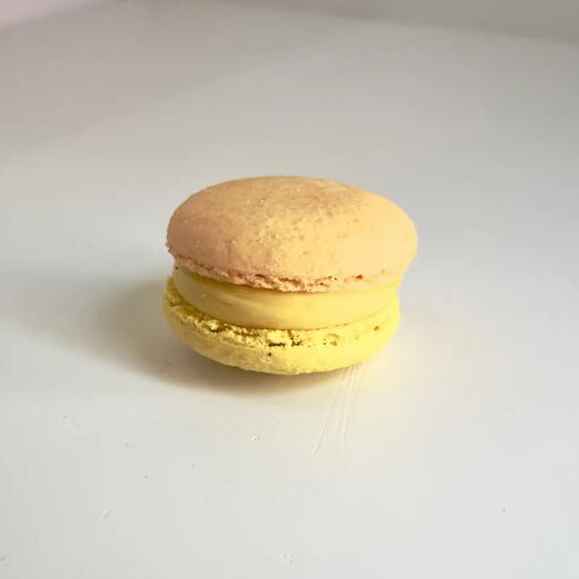 Macaron Манго-маракуйя (40 г)