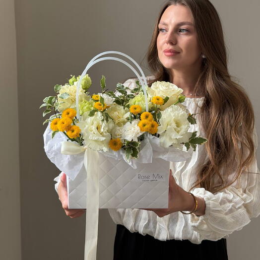 Сумка из яркого микса цветов