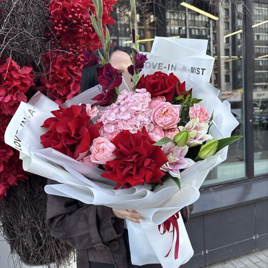 Яркий букет с гладиолусами️🔥🌹