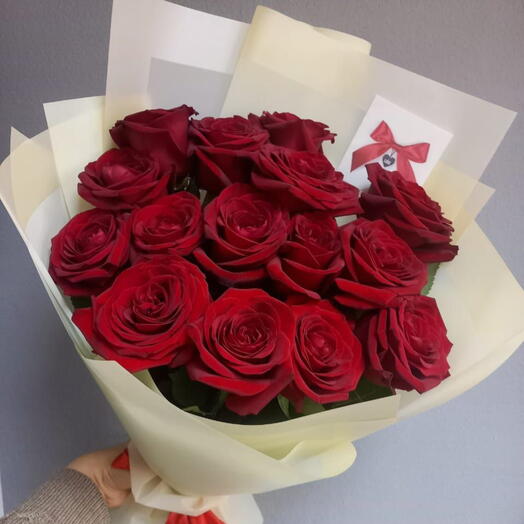 Букет  из красных роз 🌹